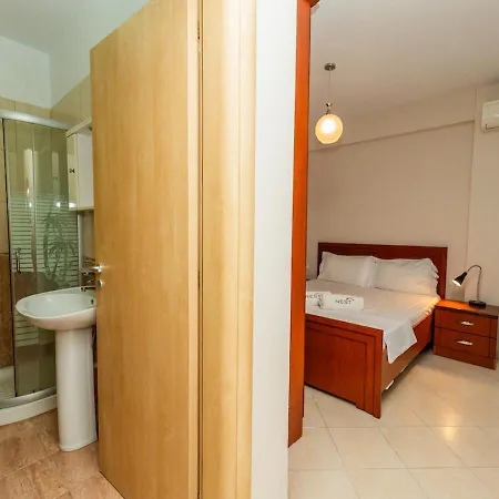 Apartmán Albanian Roots -2br, Family Friendly *