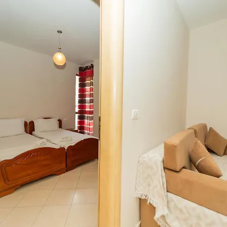 Albanian Roots -2br, Family Friendly Durrës