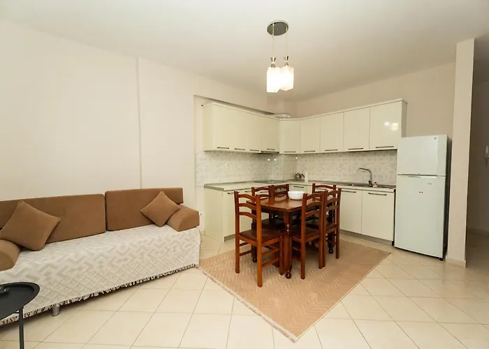 Apartman Albanian Roots -2br, Family Friendly Durrës